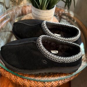 UGG Black Tasman Slippers